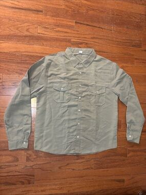 Men's Olive Green Button-Up Shirt with Chest Pockets New In Bag Size XXL